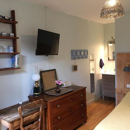 Chez-Sixtine Apartment Albon Екстериор снимка