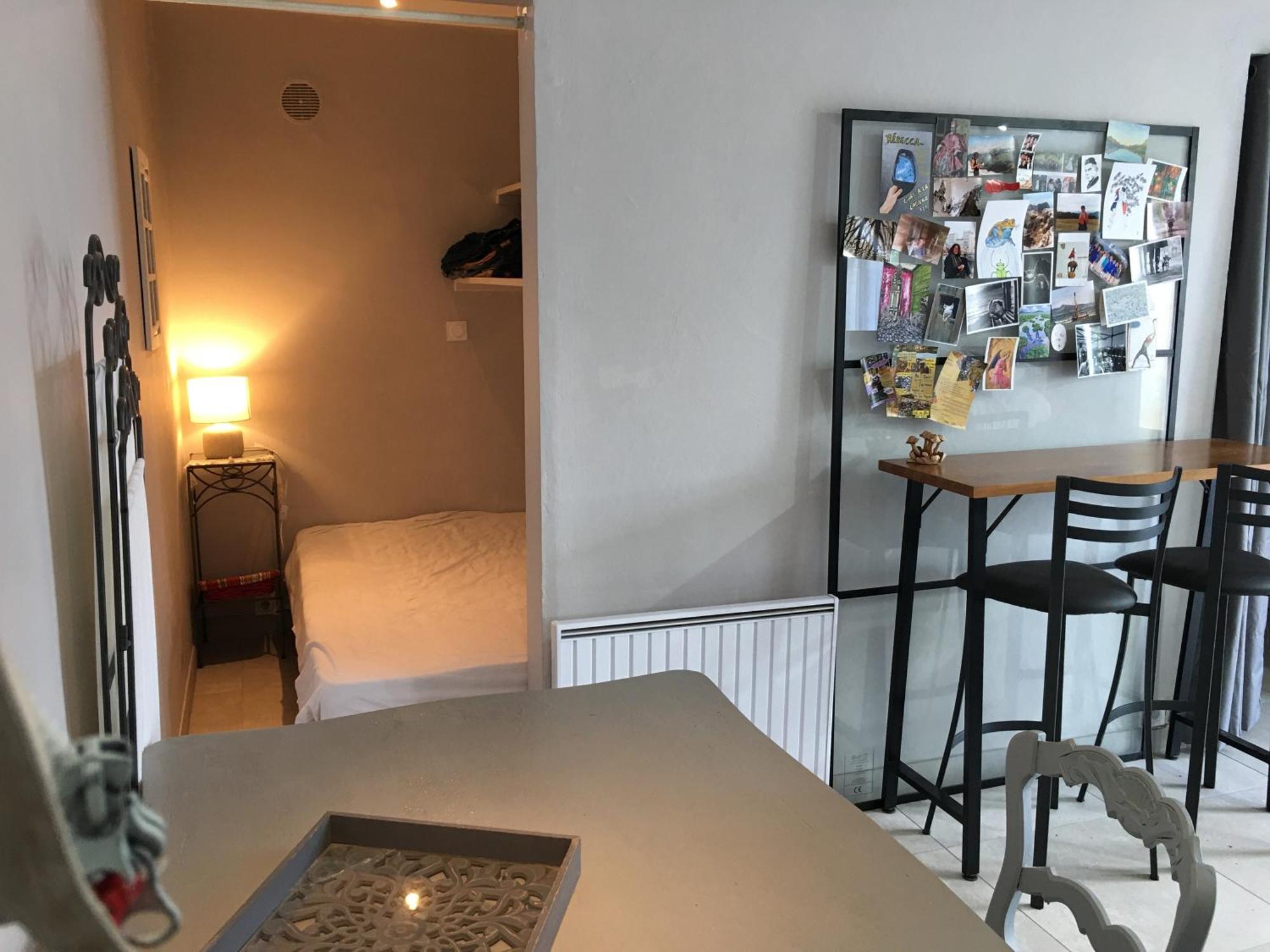 Chez-Sixtine Apartment Albon Екстериор снимка