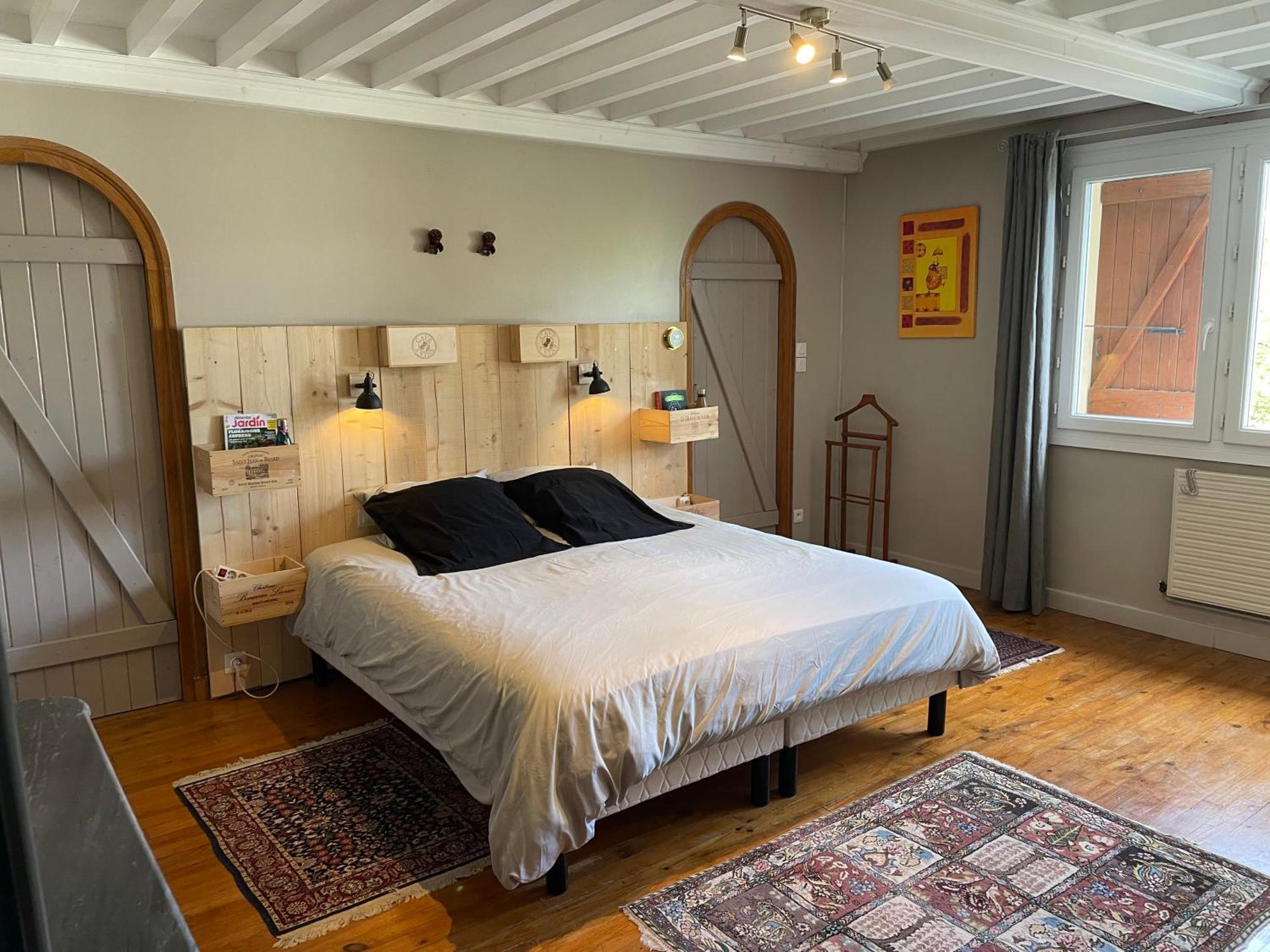 Chez-Sixtine Apartment Albon Екстериор снимка