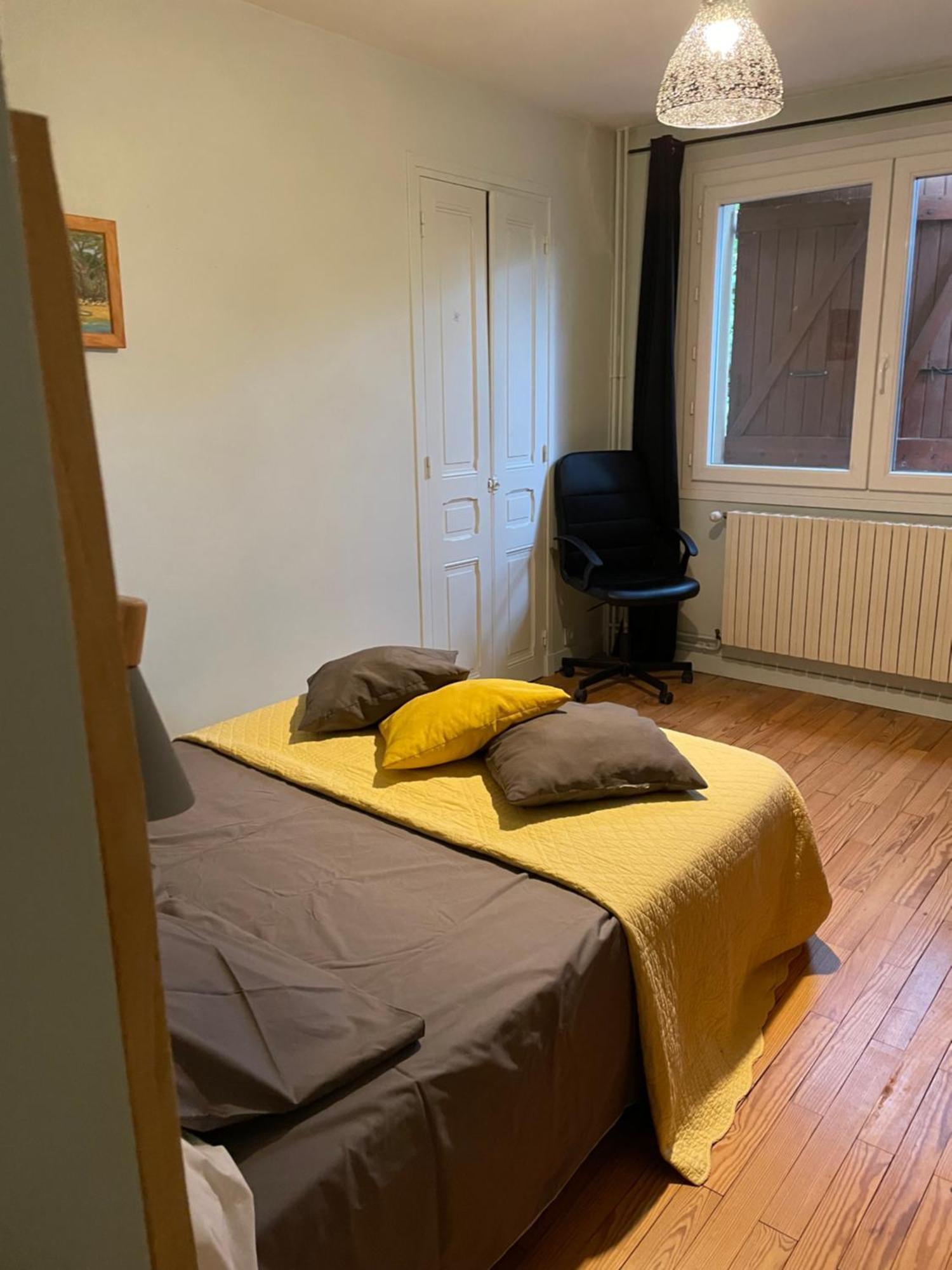 Chez-Sixtine Apartment Albon Екстериор снимка